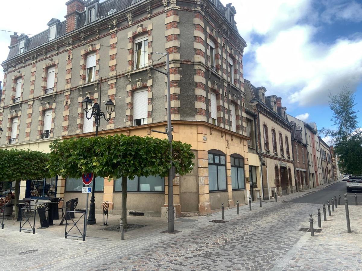 Ay Central Ay-Champagne Exteriör bild